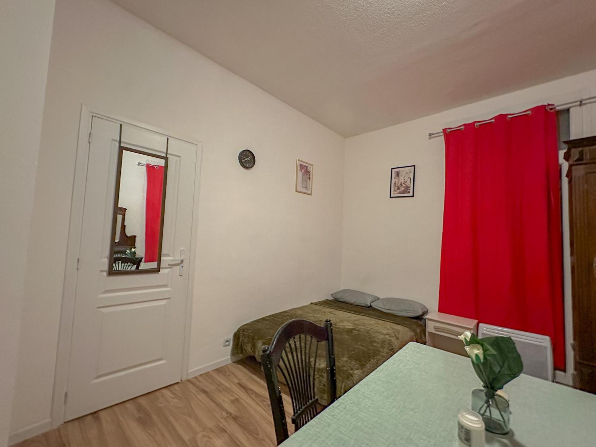 Charmant Studio Avec Balcon Perpignan Dış mekan fotoğraf