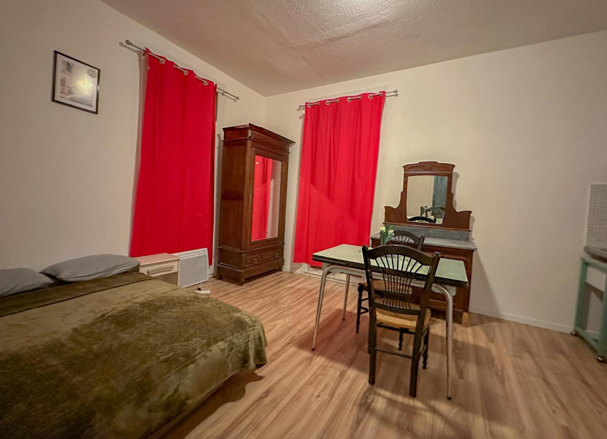 Charmant Studio Avec Balcon Perpignan Dış mekan fotoğraf